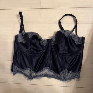 Victorias Secret Dream Angels Satin Bustier
Unlined Corset Bra